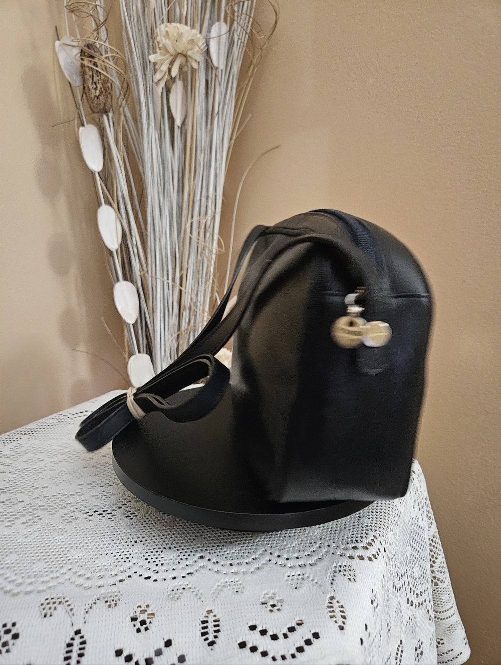 🧡❤️Womens Salvatore Ferragamo Vara Dark Navy Leather Shoulder Bag💞❣️ - Picture 5 of 12